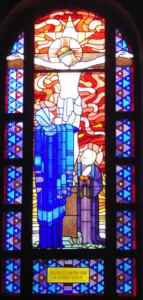 Vitrail de la chapelle dédiée au Christ Prêtre - Maison mère de la congrégation des Auxiliaires du Sacerdoce - Paray le Monial