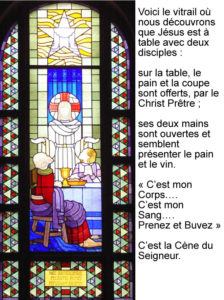 Les disciples d'Emaus, vitrail de Jean Coquet, chapelle des auxiliaires du Sacerdoce, Paray le Monial