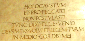 Inscription située dans le choeur de la chapelle dédiée à Jésus Souverain Prêtre